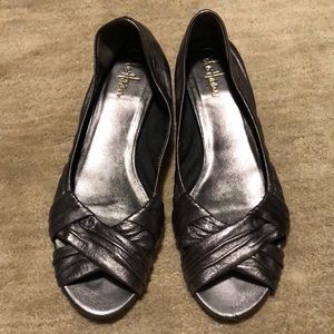 Cole Haan wedge dark silver size 9.5b